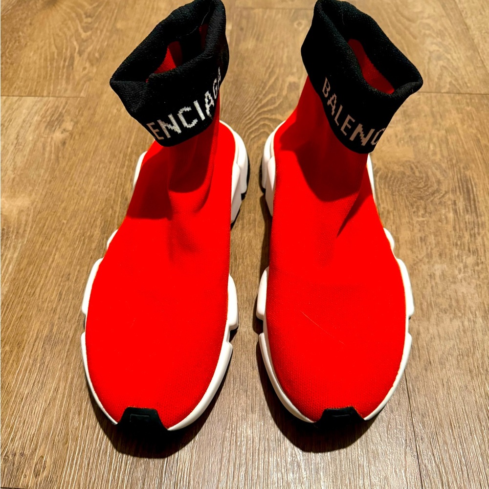 Balenciaga red speed trainer with logo